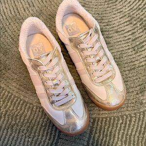 Creme & Metallic gold low profile Sneakers for Women